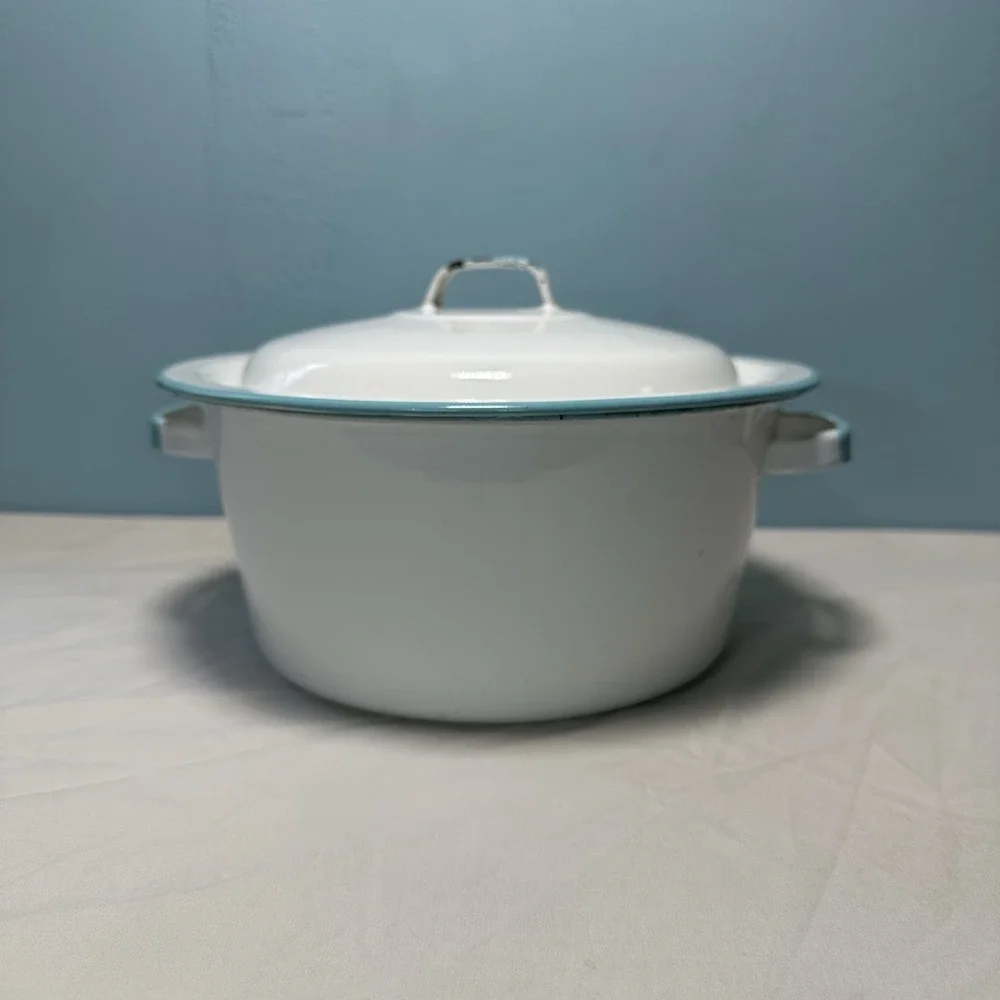 White Enamel Stock Pot 9